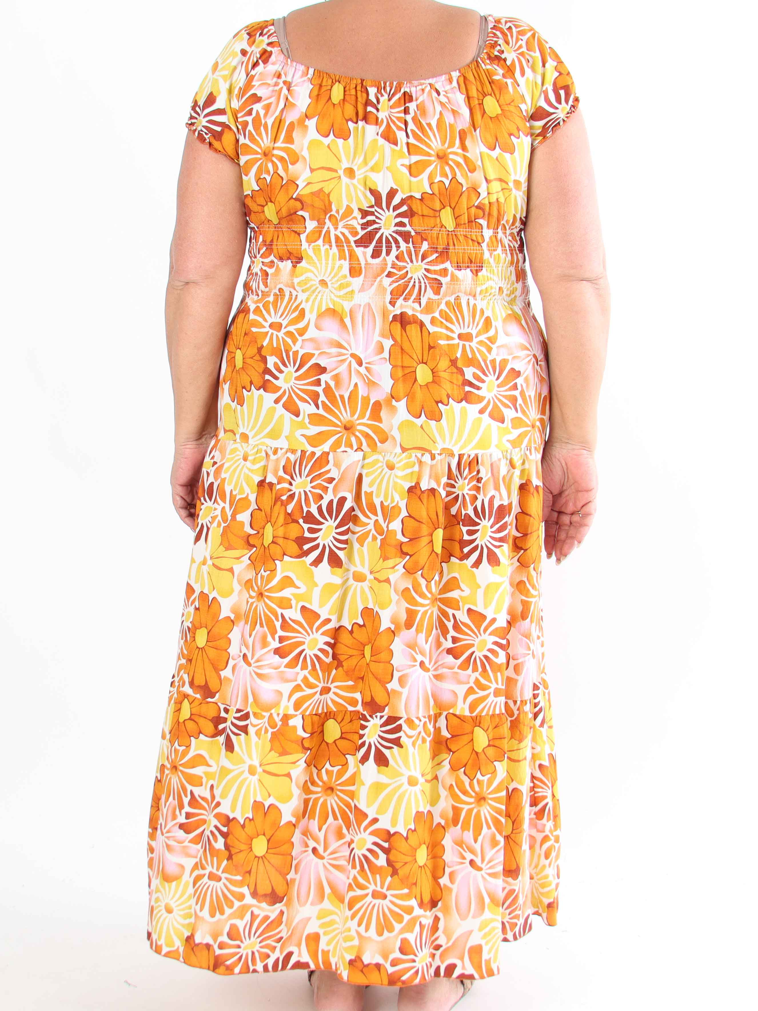 Monica - Plus size-klänning i viskos med smockad midja och puffärmar